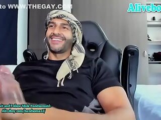 Arab Hunk Shakir Solo webcam